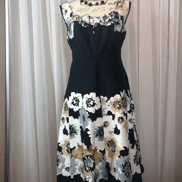Dress Barn Dresses & Skirts - DressBarn Sleeveless Dress Size 6